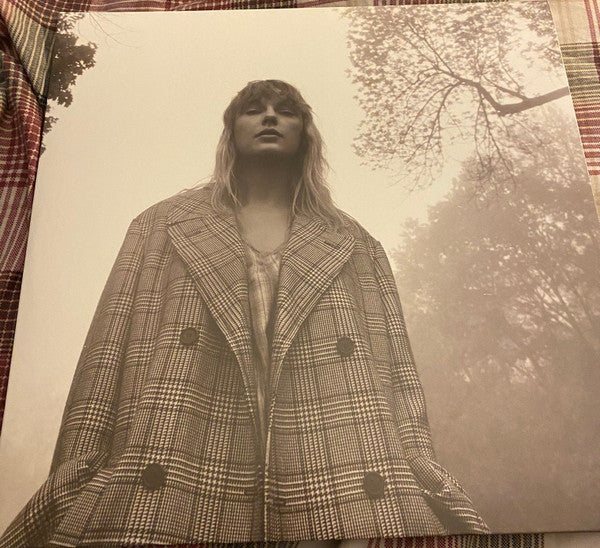 Taylor Swift : Folklore (2xLP, Album, Dlx, Ltd, Pin)