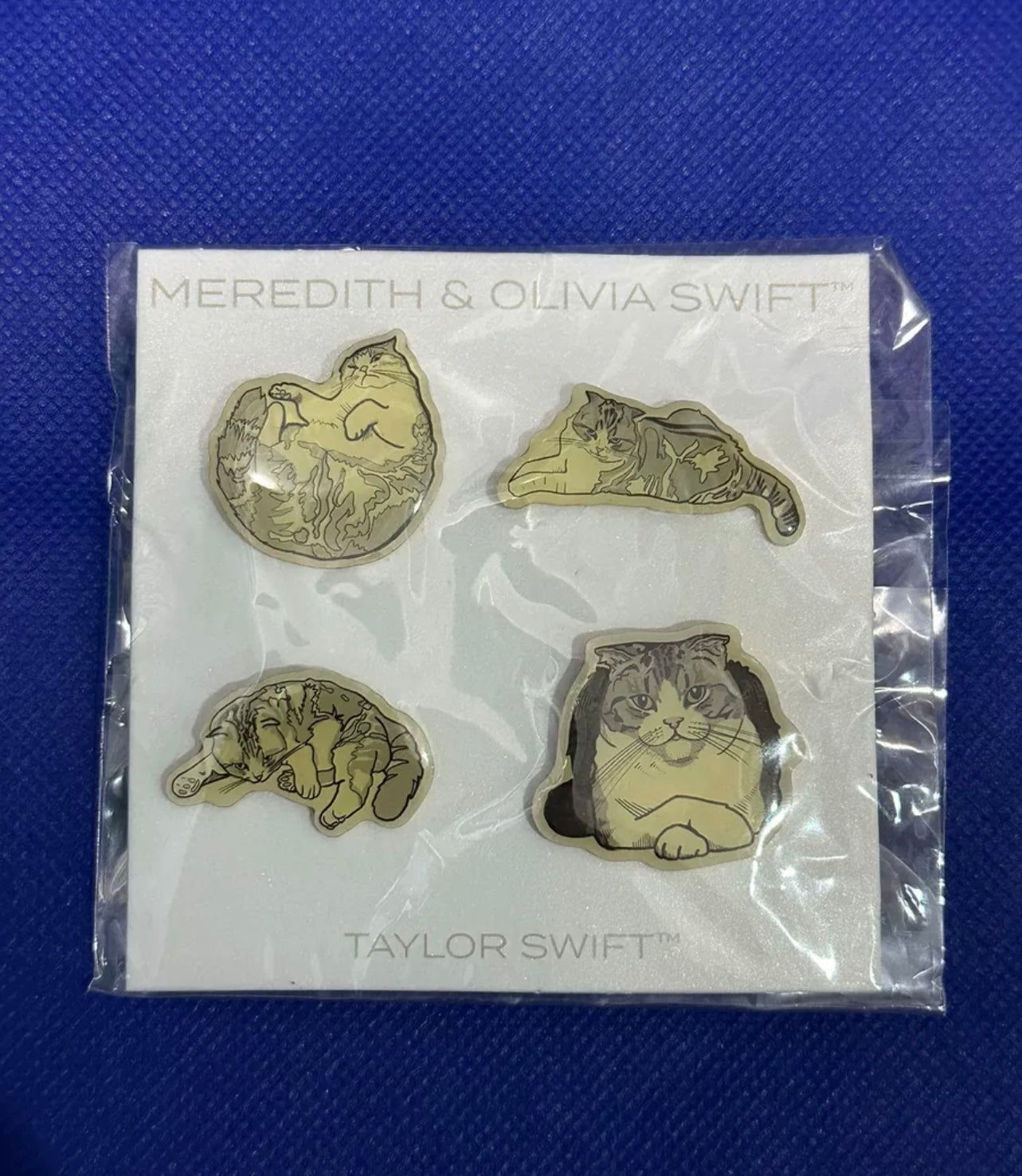 Taylor Swift Pin Set Meredith and Olivia Cat Pin Set 泰勒絲 梅蕾蒂斯與奧莉薇亞貓咪徽章套裝