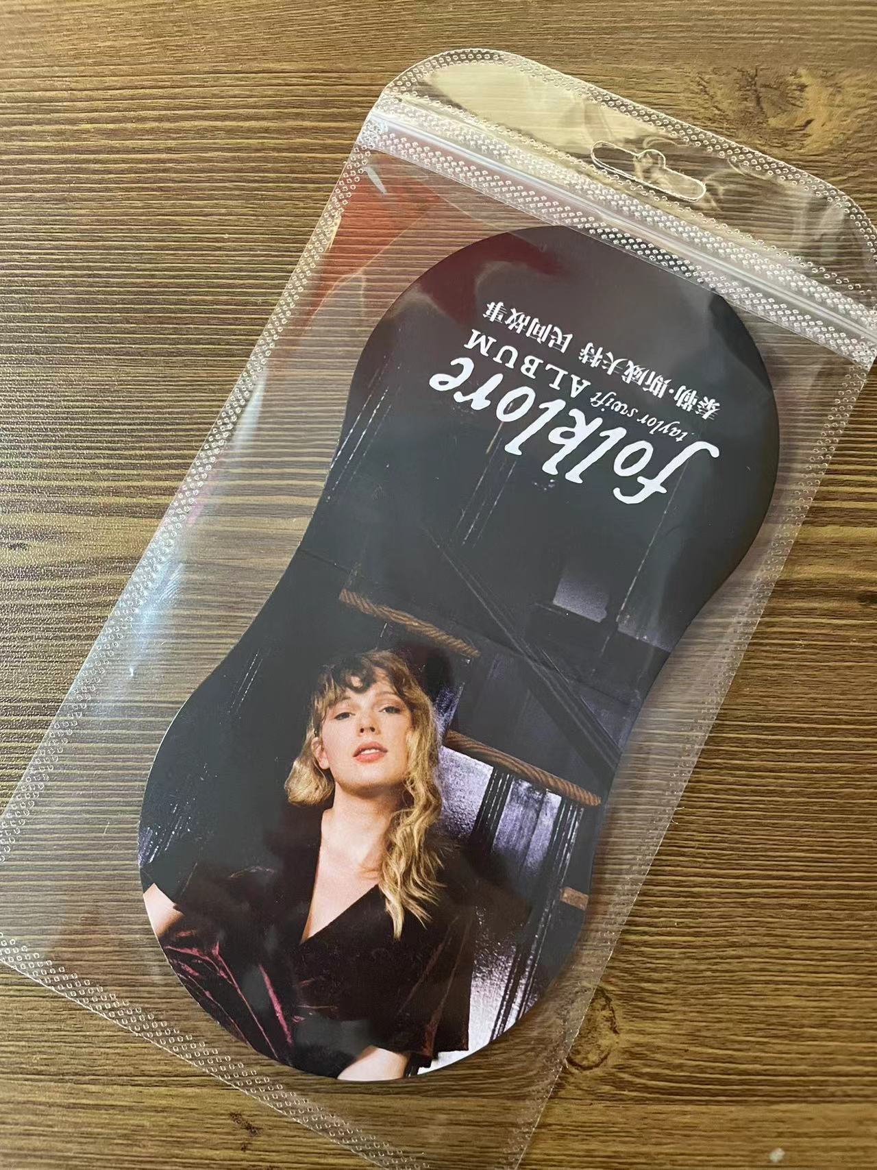 **#3278 – Taylor Swift - Folklore Special Edition Vinyl with Mitt (China Exclusive  No. 3278)**