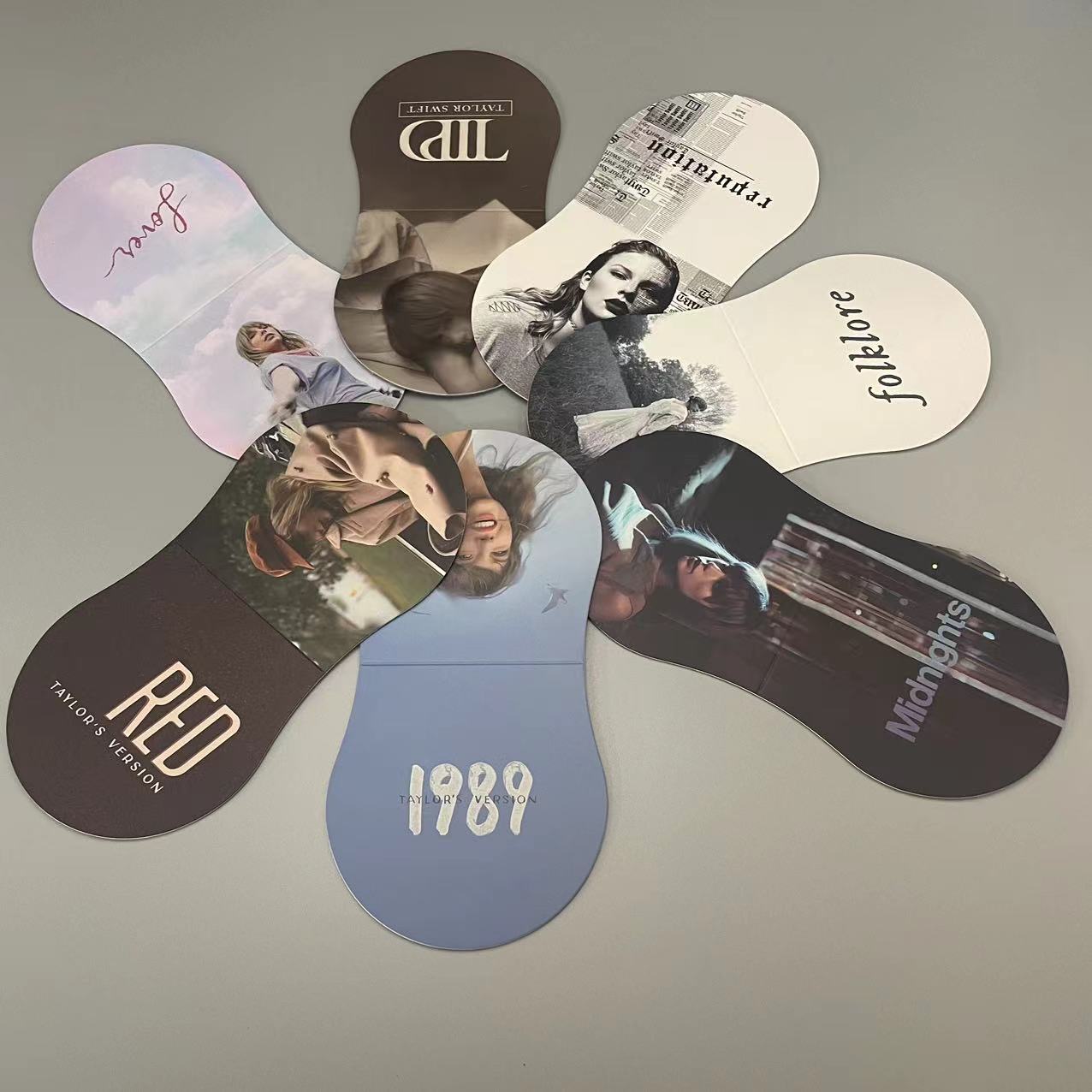 Taylor Swift Vinyl Record Mitts Collection (Set of 6) 泰勒斯威夫特黑膠唱片手套系列（6件套裝）