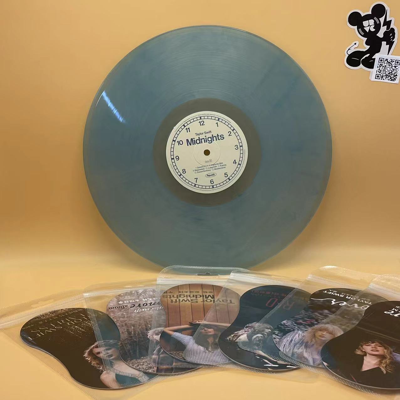 [THIS ONE] Taylor Swift – Midnights (Blue Moon Signed Vinyl)