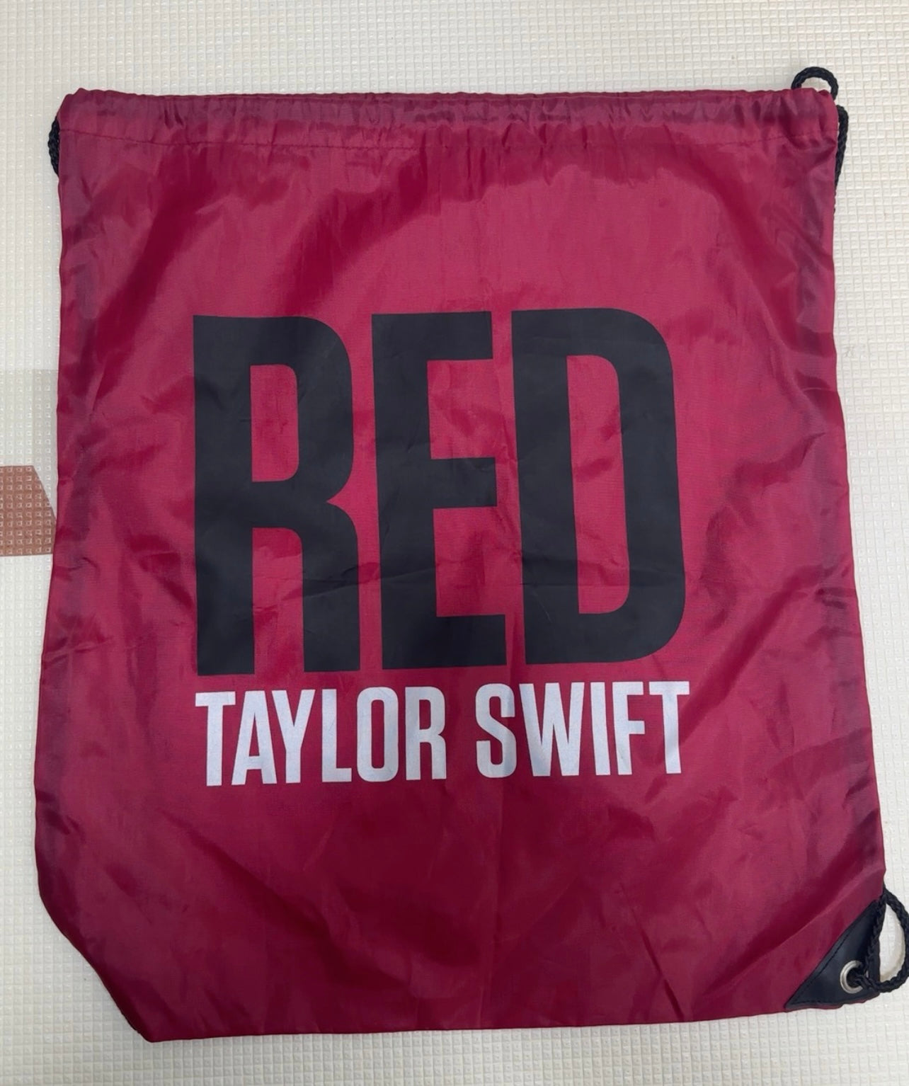 Taylor Swift - The Red Tour Backpack