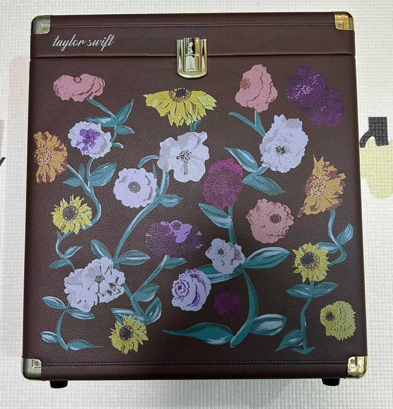 Taylor Swift Acoustic Piano Vinyl Case 泰勒斯威夫特 鋼琴造型 黑膠唱片 收納箱