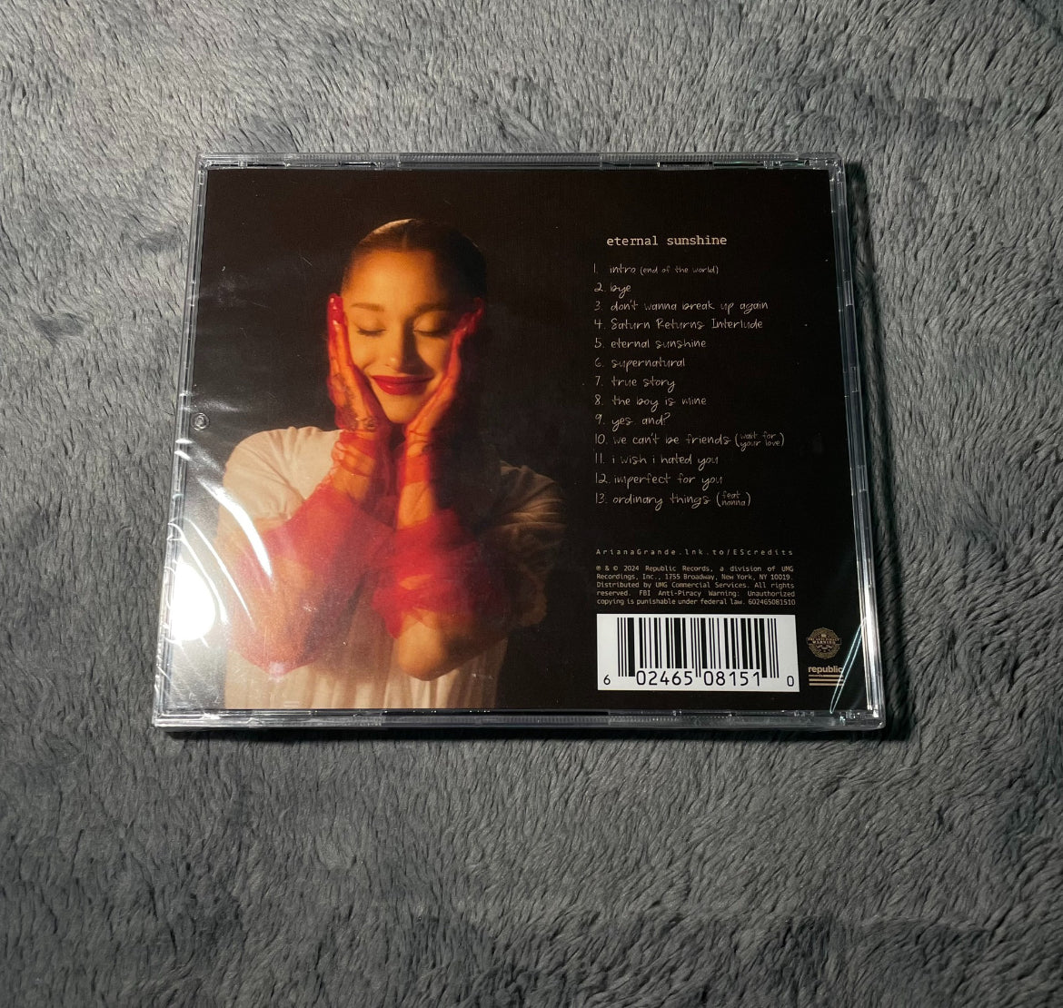 Ariana Grande - Eternal Sunshine Signed CD with Silver Autograph 愛莉安娜·格蘭德《永恆陽光》簽名銀簽CD