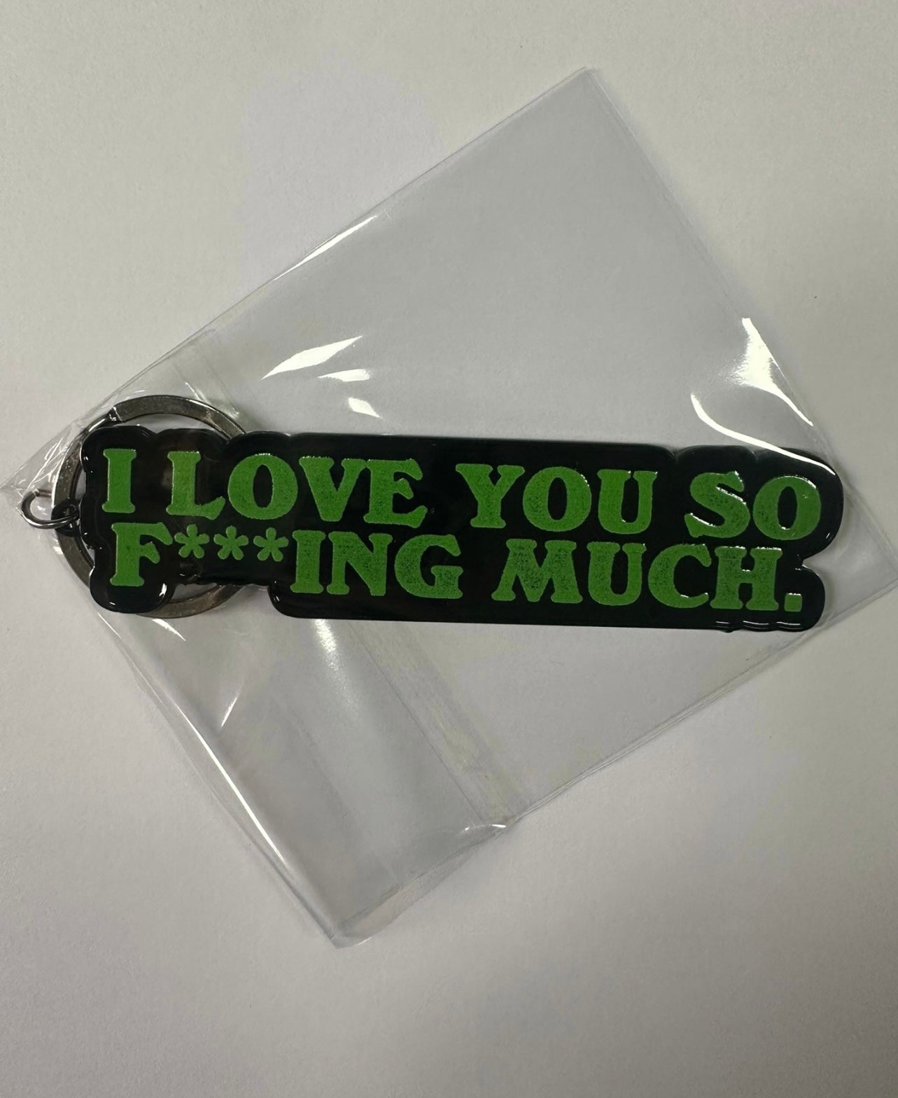 [JUST AS SHOWN]  Glass Animals Keychain Key Holder Tour of Earth Official Keychain “I Love You So F***ing Much”