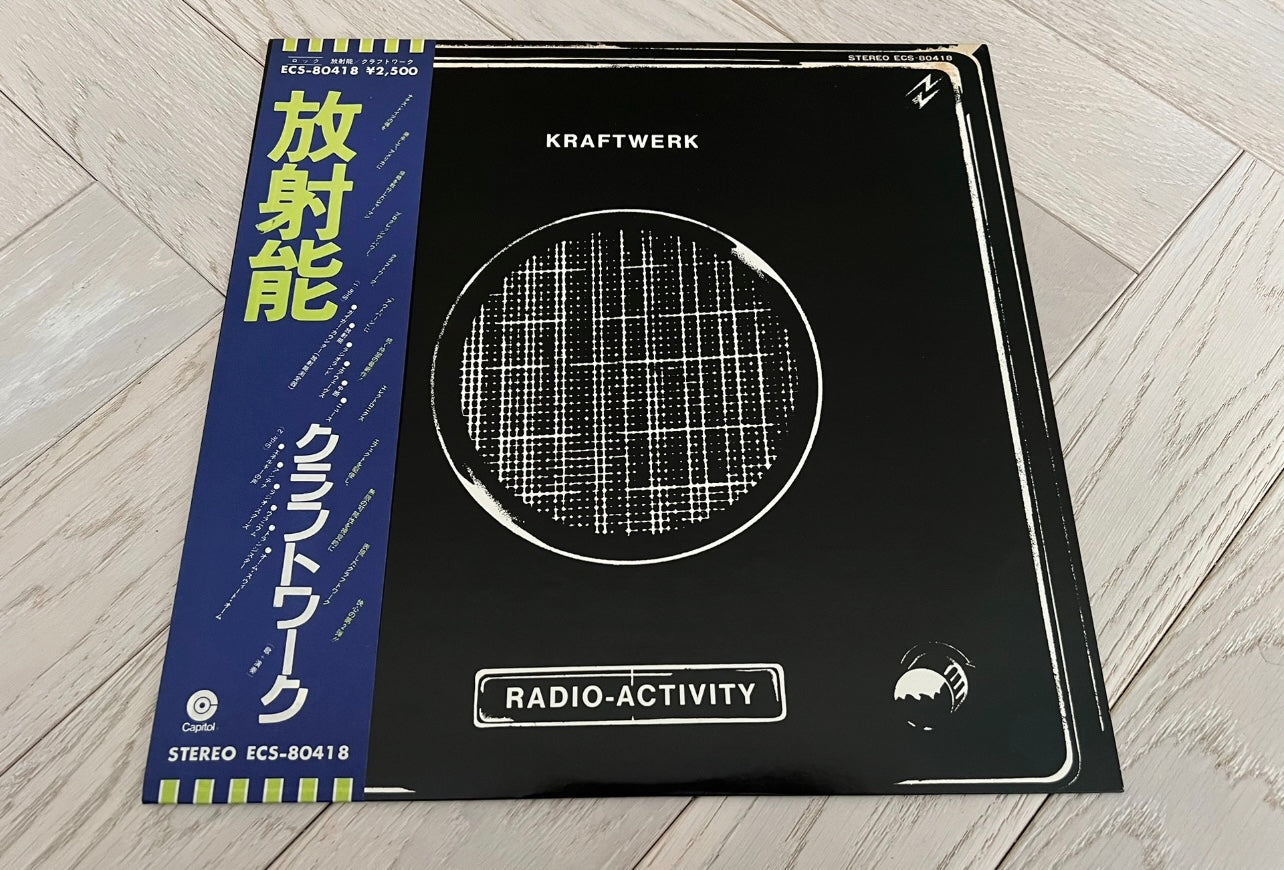 Kraftwerk_Radio-Activity