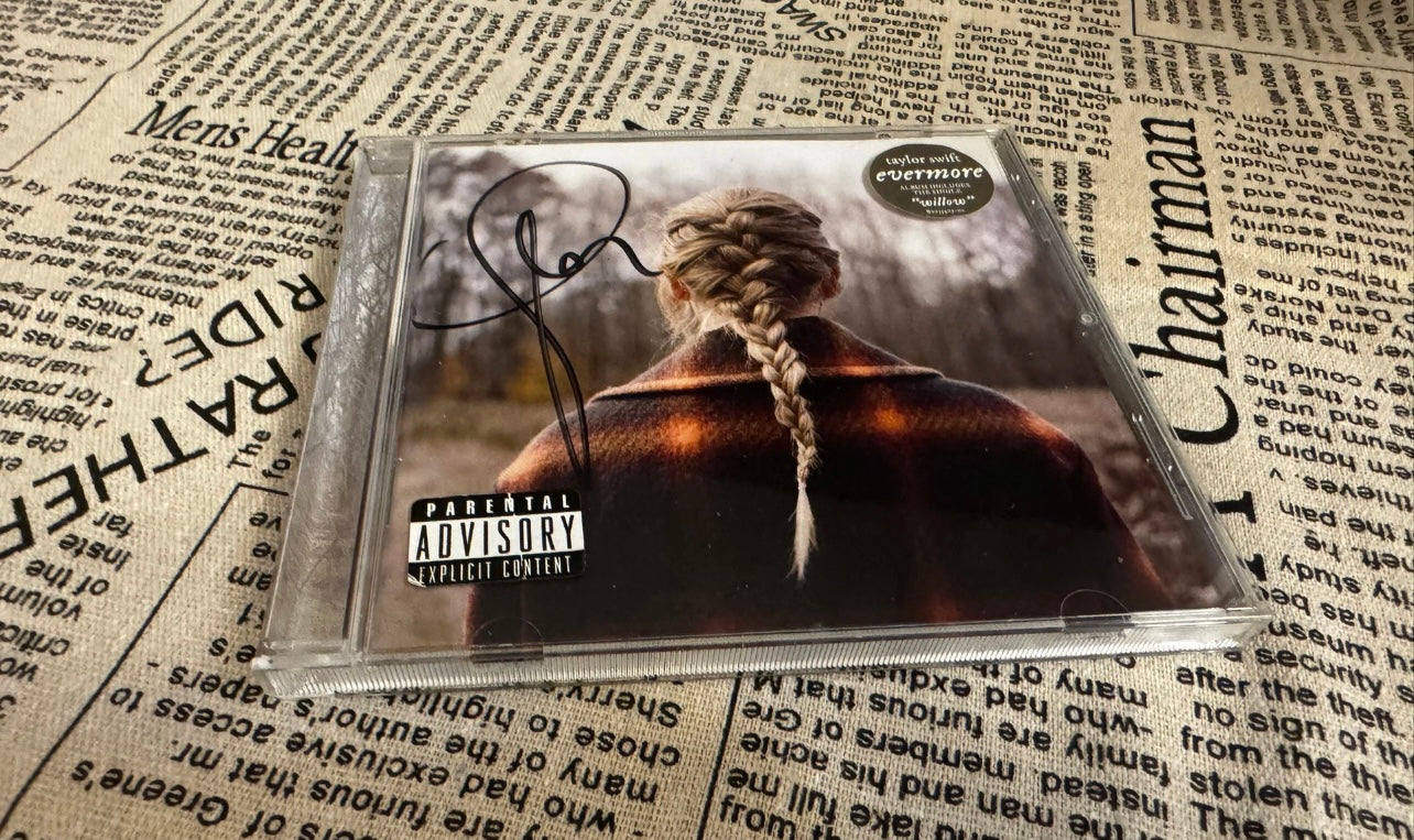 Taylor Swift - Evermore (Signed CD)