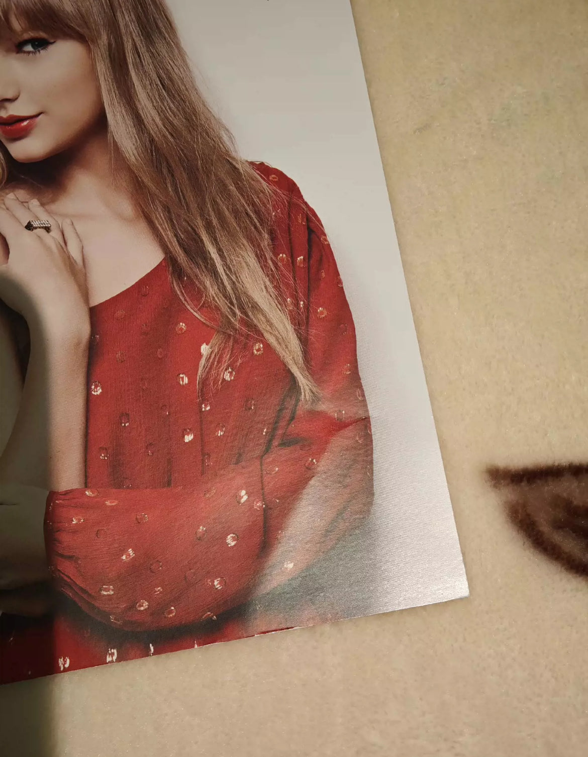 Taylor Swift - Red Era Signed Poster 泰勒·斯威夫特《Red》時期簽名海報