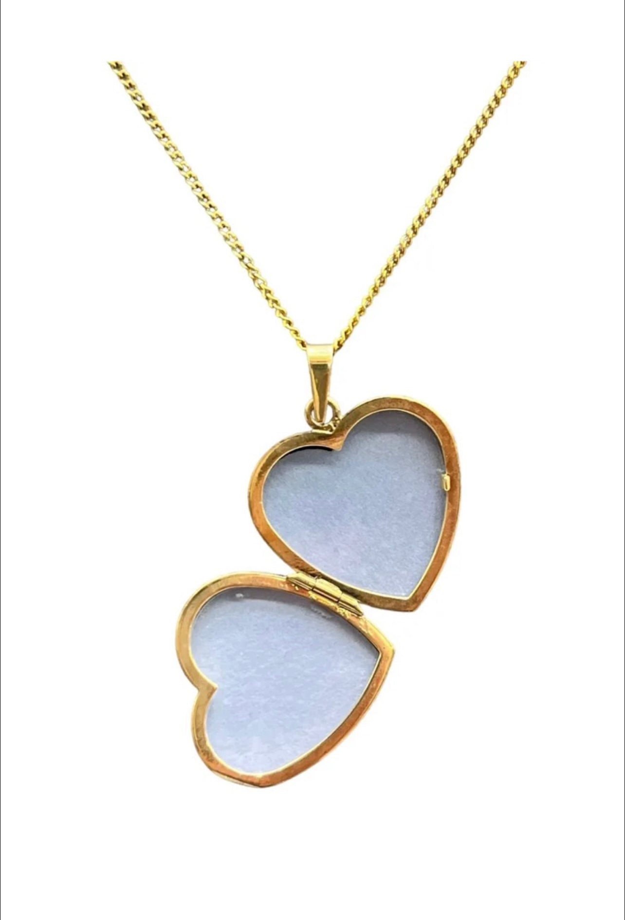 To Thine Own Self Be True Gold Necklace, Gold Heart Shaped Photo Locket Pendant 心形金項鏈，心形可放照片項鏈