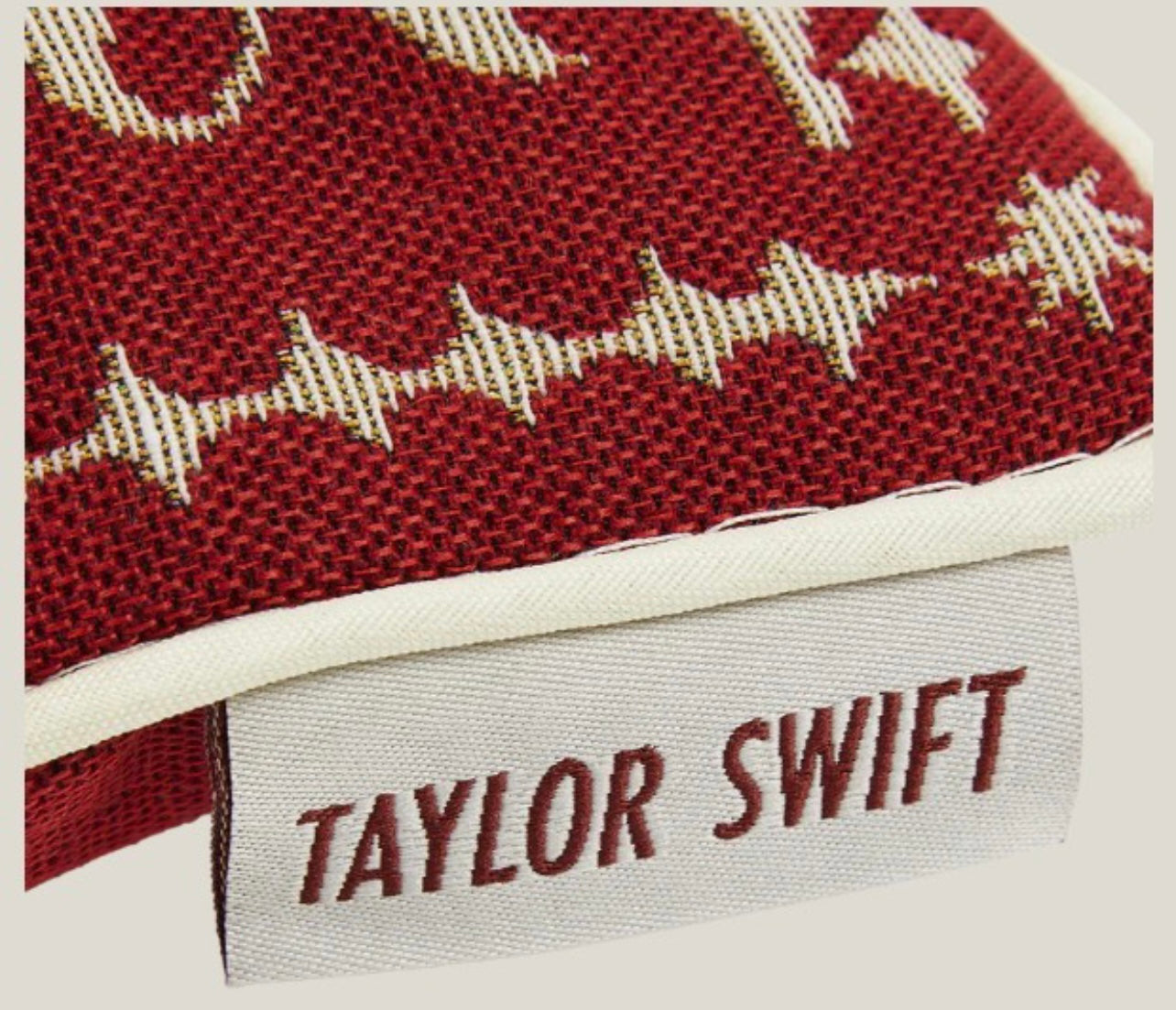 Taylor Swift Red ( Taylor’s Version ) Starlight Pillow 泰勒斯威夫特 紅專輯 星光抱枕