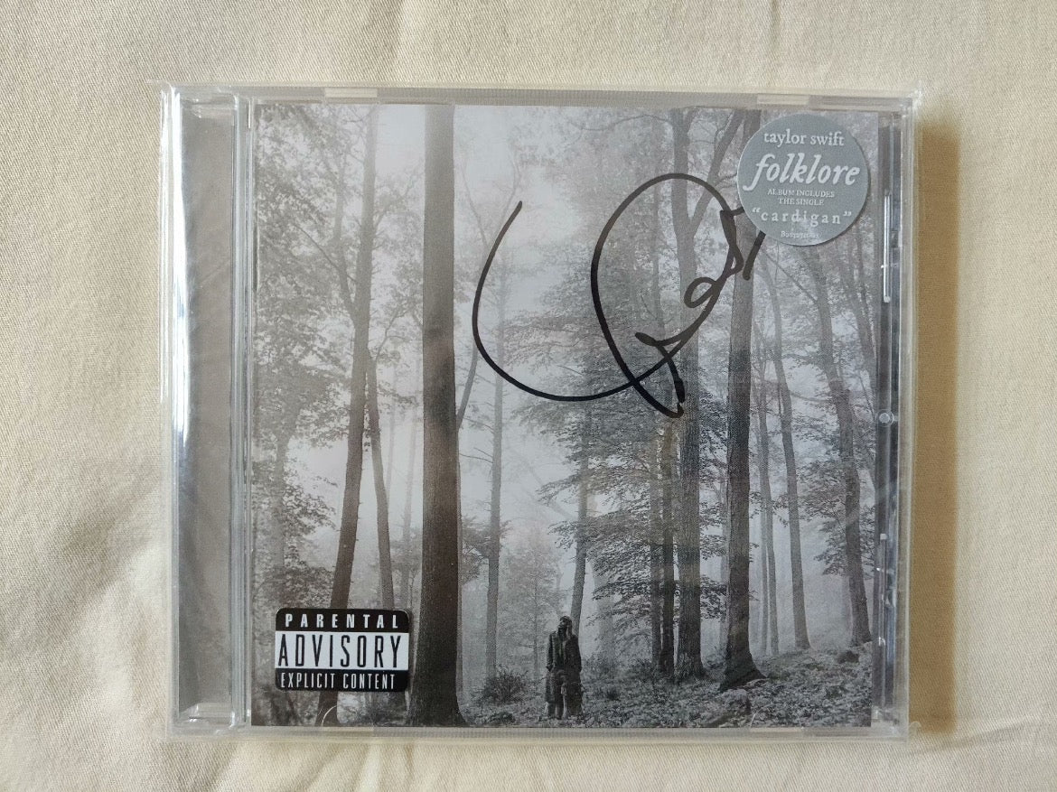 Taylor Swift Folklore Autographed CD (Brand New, Unopened) 泰勒絲《民間故事》簽名CD（全新未拆）