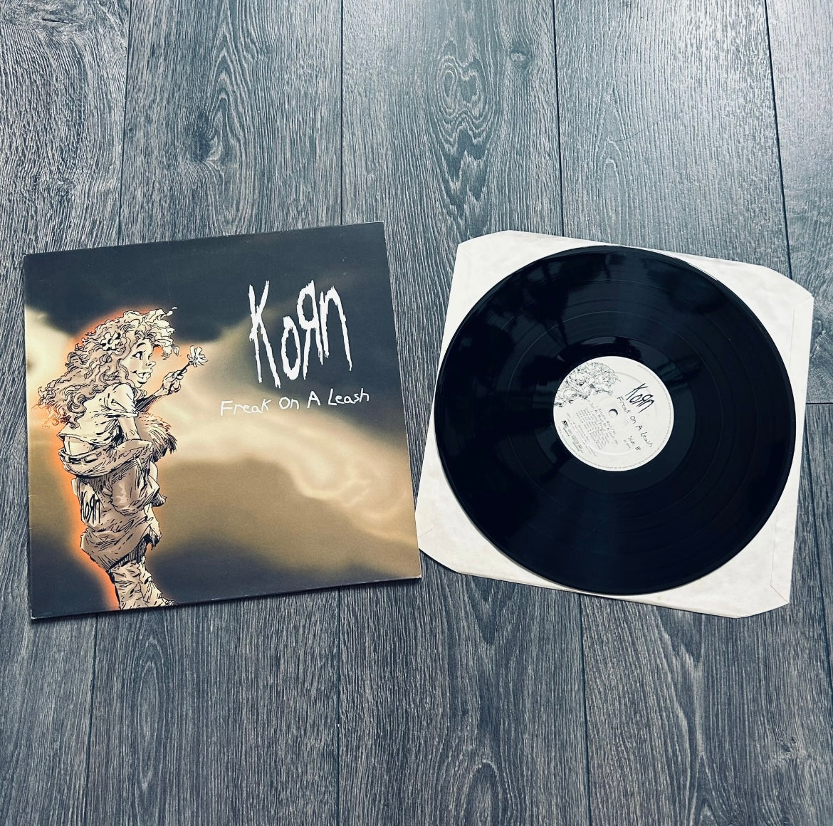 Korn – Freak On A Leash