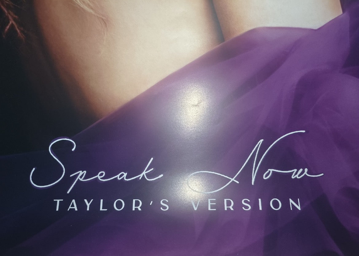 Taylor Swift - Speak Now (Taylor’s Version) - Limited Edition Chinese Promotional Poster (Minor Damage) 泰勒·斯威夫特《爱的告白》（泰勒版本）限量版中文推廣海報（輕微受損）