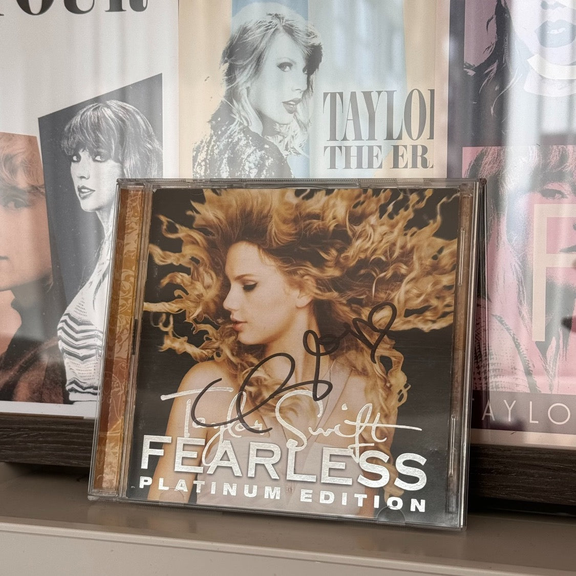 Taylor_Swift_Fearless_Original_Autographed_Edition