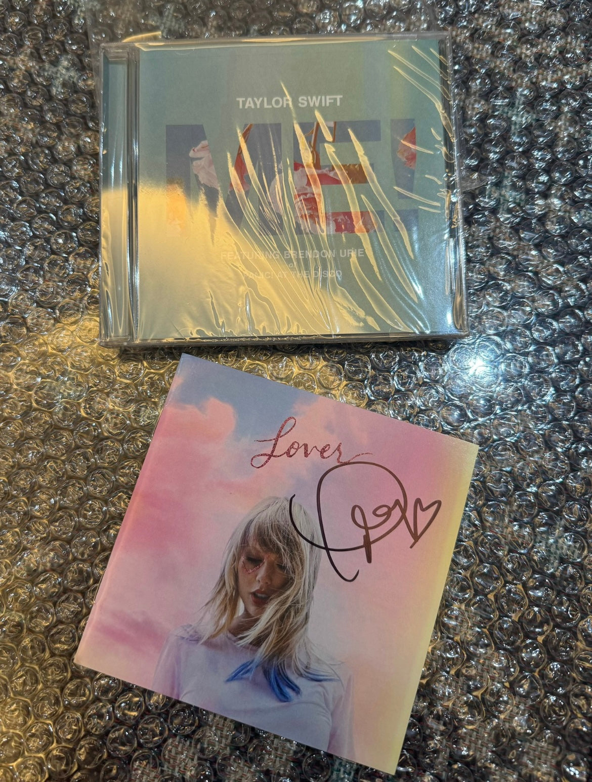 Taylor Swift - Lover Signed CD + ME! Promo CD