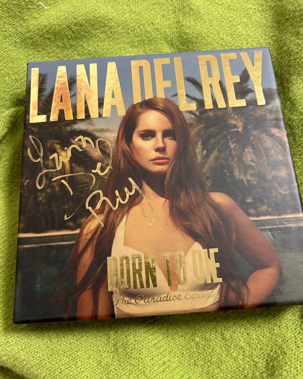 [WHAT YOU SEE] Lana Del Rey – Born to Die (Paradise Edition, Signed Box Set)