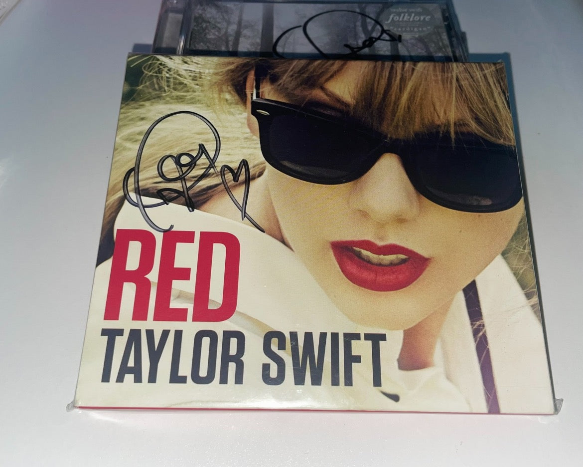 Taylor Swift - Red Autographed Limited Edition CD (500 Copies Worldwide)