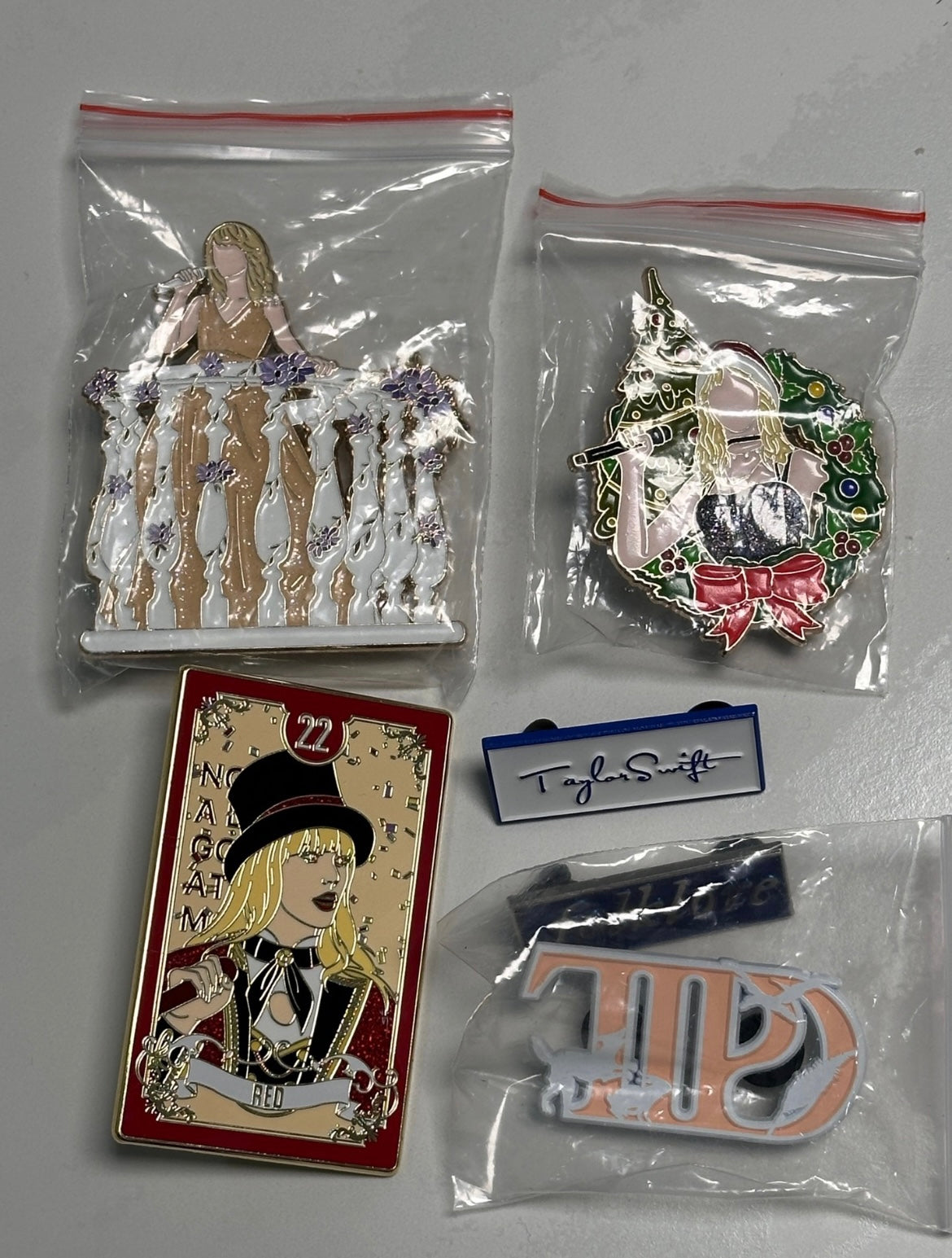 TaylorSwift Metal Badges Set 泰勒絲金屬徽章套組