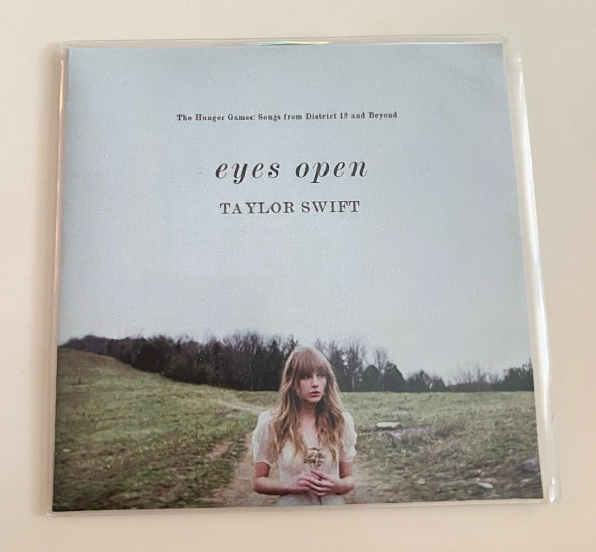 Taylor_Swift_Eyes_Open_South_American_Promo_CD