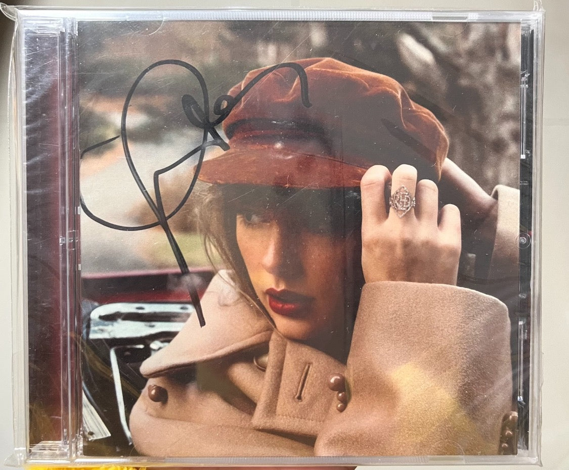 Taylor Swift – Red (Taylor’s Version) – Autographed CD