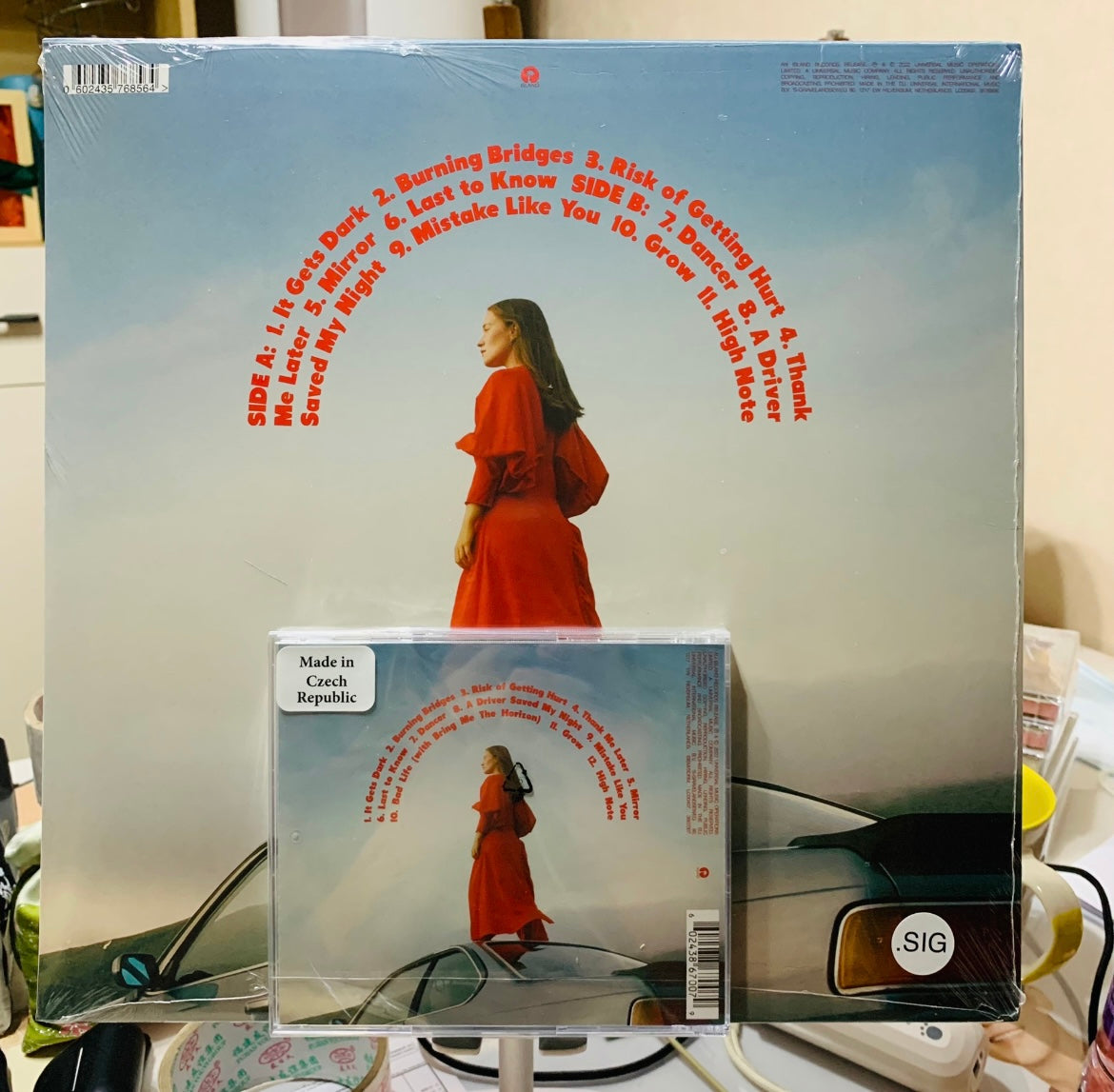 Sigrid – How To Let Go (Signed Green Vinyl + CD Set)