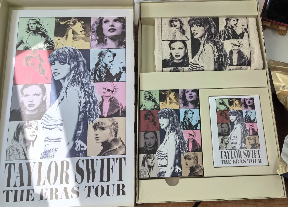 Taylor Swift Eras Tour VIP Gift Set  泰勒斯威夫特 Eras 巡演 VIP 禮盒