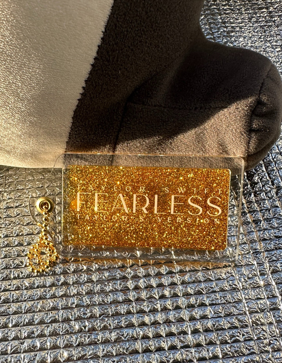 Taylor Swift Fearless Glitter Keychain 泰勒斯威夫特勇敢無畏鑰匙扣