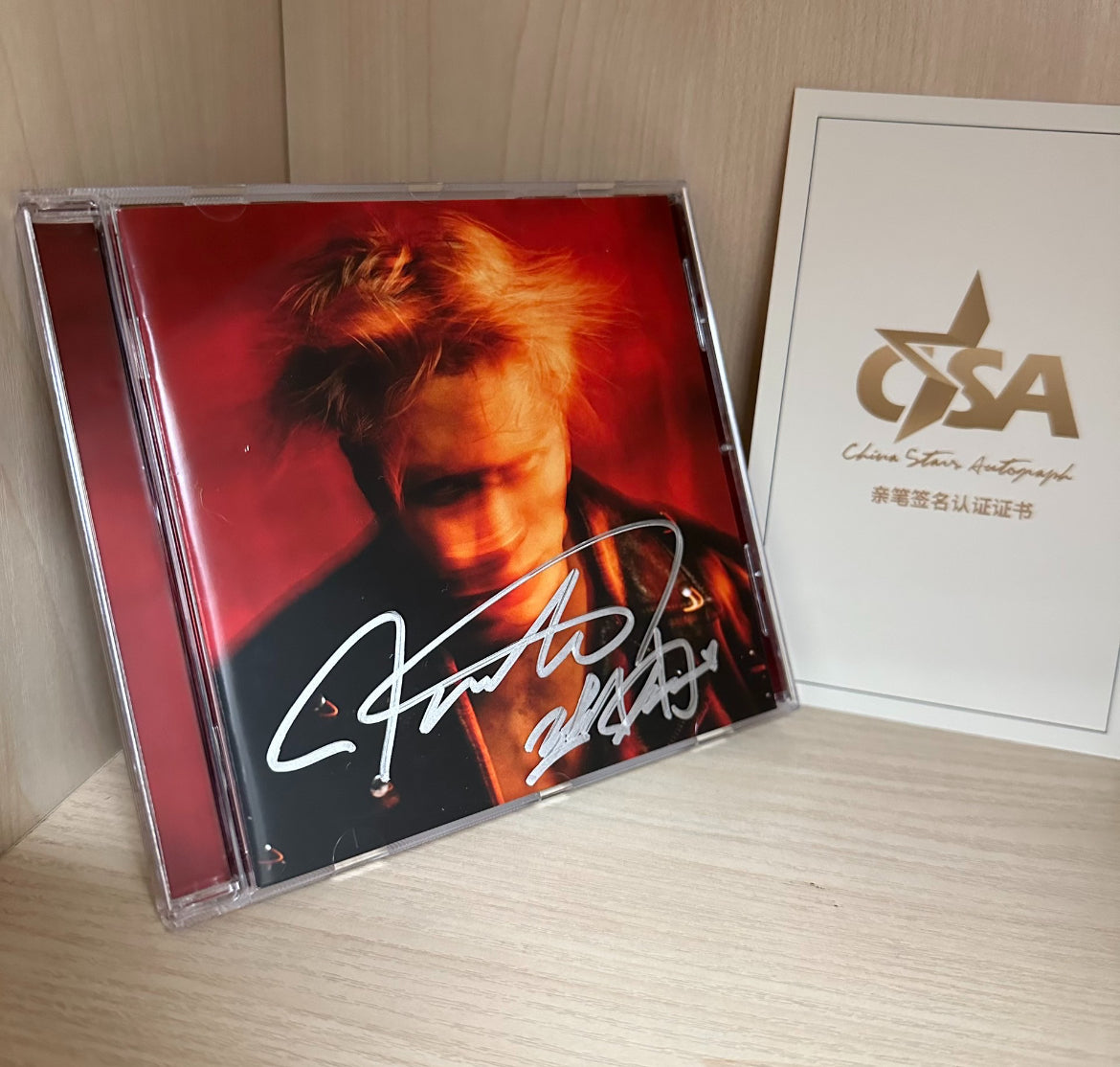 Jackson Wang - Magic Man, Signed Album  王嘉爾 - 魔術人，簽名專輯