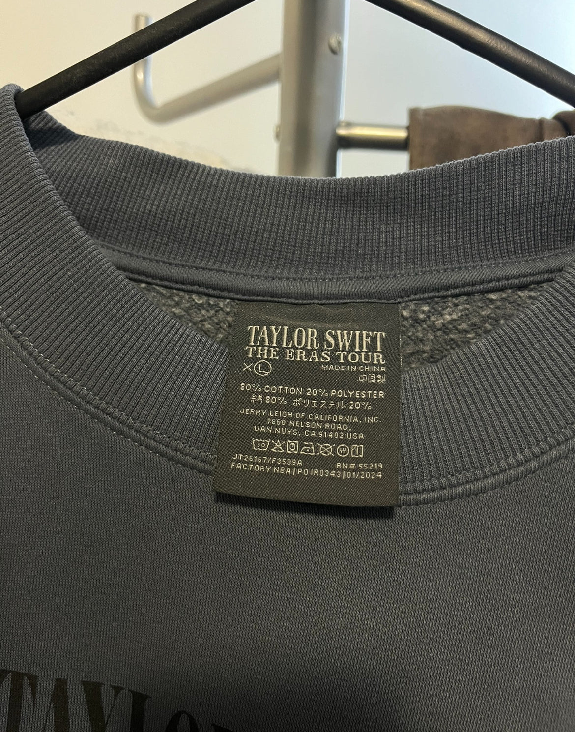 Taylor Swift - Official Tour Hoodie  Taylor Swift - 官方巡演衛衣