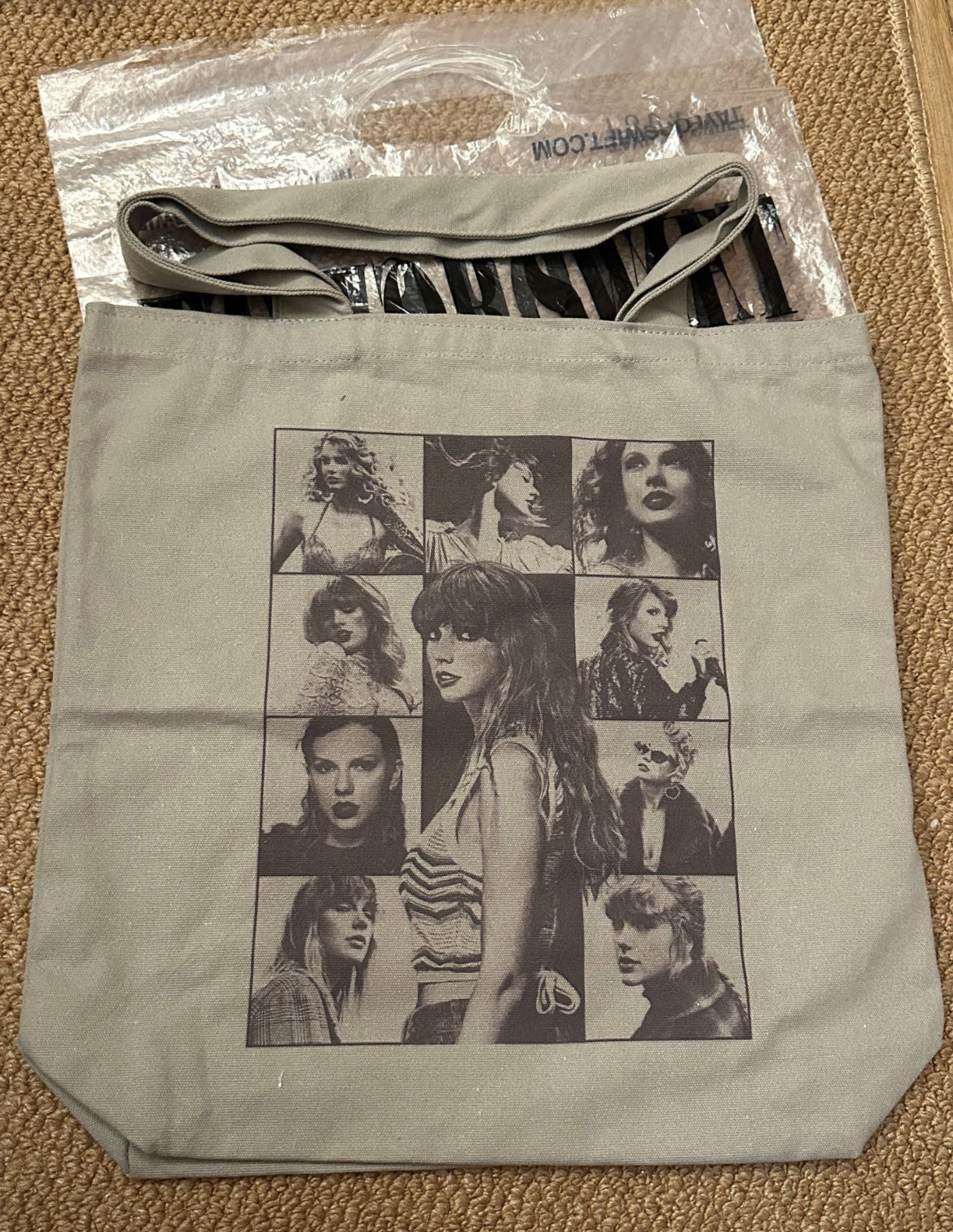 Taylor Swift Eras Tour Tote Bag (Australia Edition) 泰勒斯威夫特澳洲Eras Tour演唱會手提袋