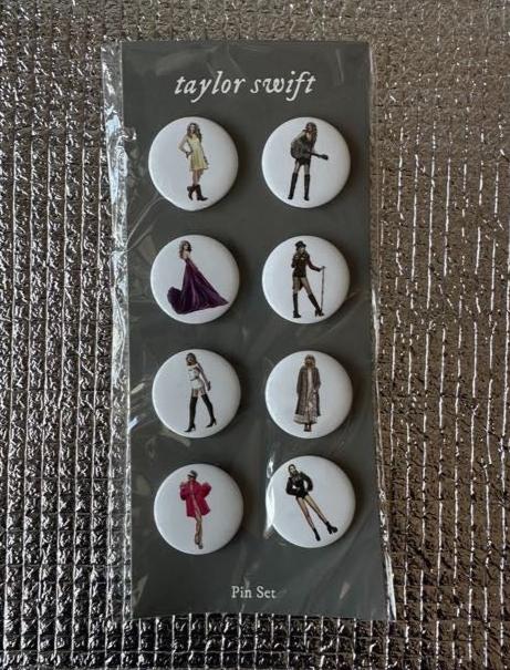 Taylor Swift TS Eras Button Pin Set泰勒斯威夫特黴黴徽章套裝，官網八仙女徽章