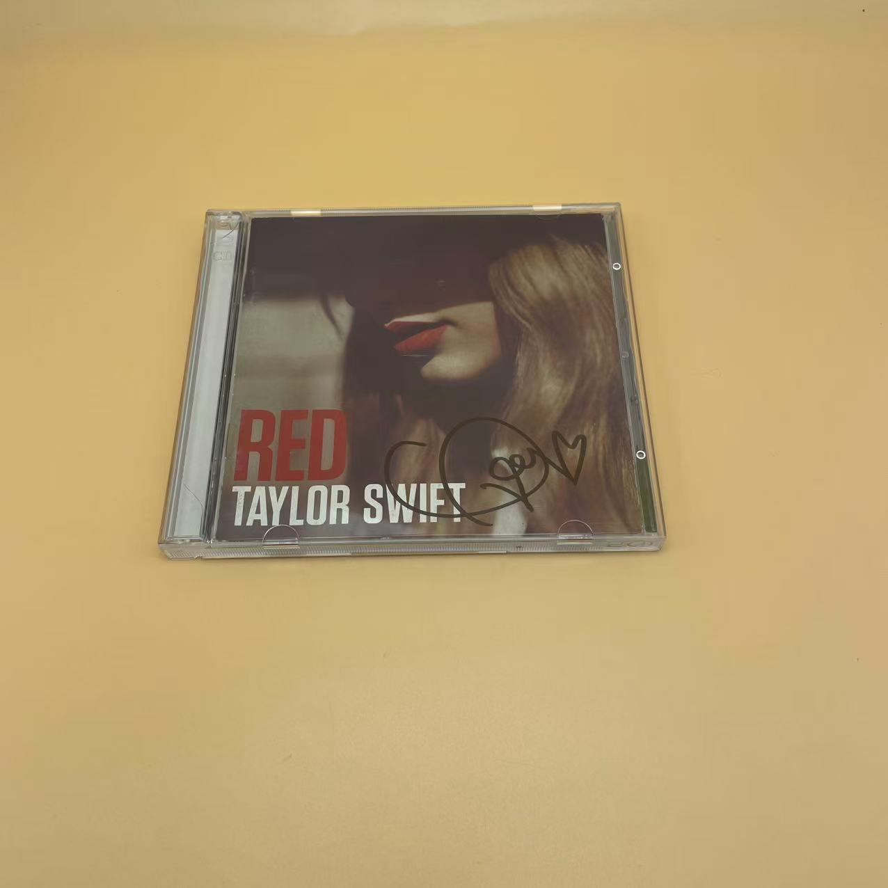 Taylor Swift - Red Signed Album