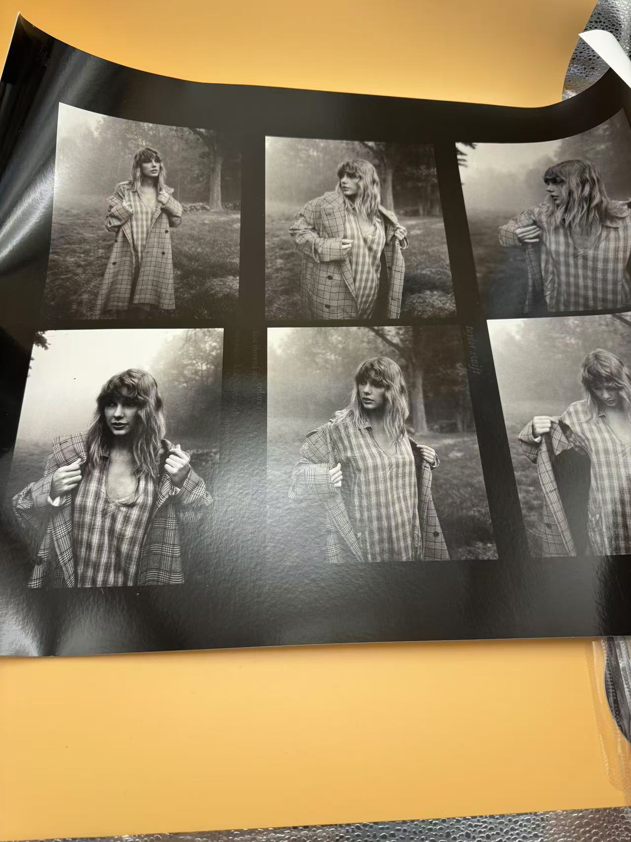 Taylor Swift - folklore Six-photo Poster Set