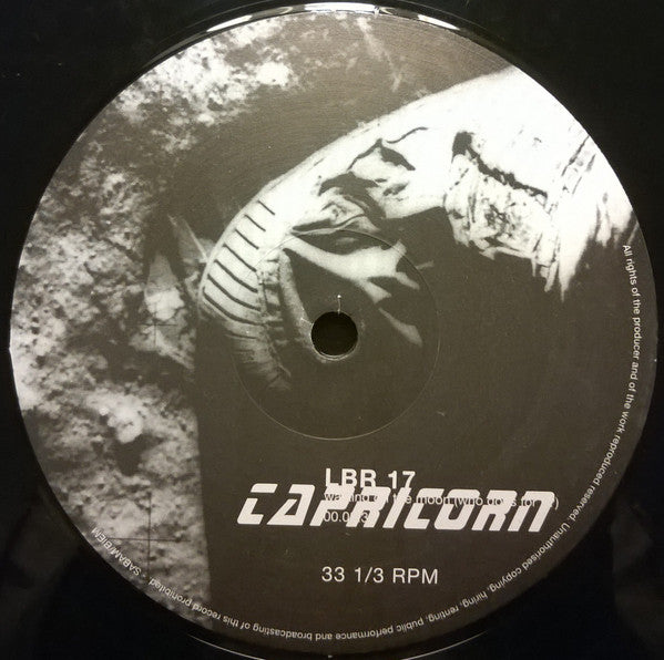 Capricorn : Walking On The Moon (12", Pic)