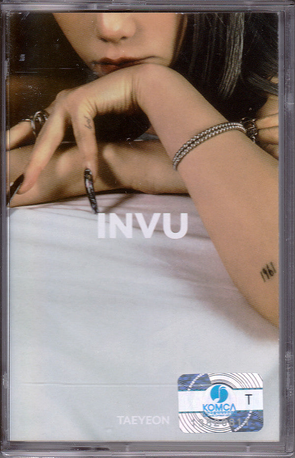 태연 : INVU (Cass, Album, Whi)