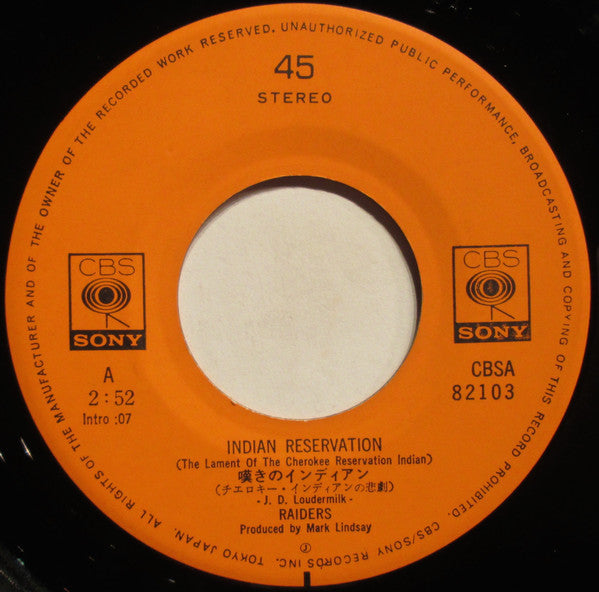 Raiders (2) featuring Mark Lindsay : Indian Reservation (The Lament Of The Cherokee Reservation Indian) (7", Single)