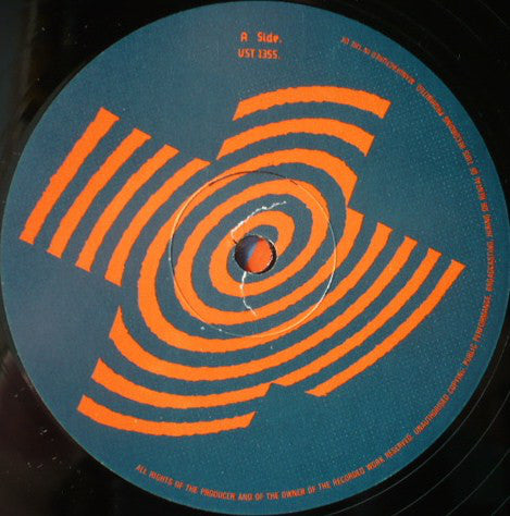 Bassomatic : Funky Love Vibrations (12", Single)